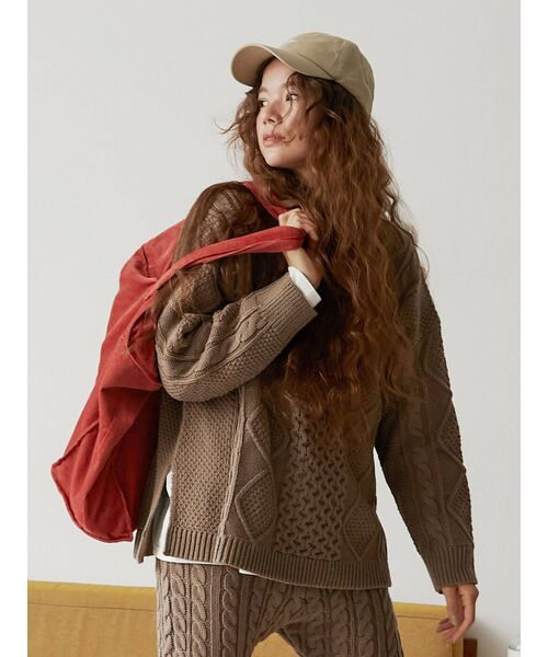 Ungrid（アングリッド）の「ロゴデザインキャップ（キャップ・レディース・ベージュ/ネイビー/グリーン・FREE）」の5枚目の写真