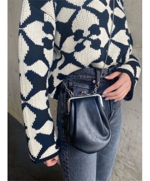 MOUSSY(マウジー)の「STRUCTURED MINI ポシェット(ショルダーバッグ・レディース・ホワイト/ブラック・FREE)」の18枚目の写真