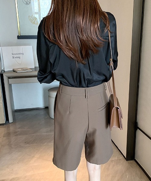 meJane(ミージェーン)の「シンプルシルエットピンタック大人カラーシャツ【ZOZOTOWN限定】(シャツ/ブラウス・レディース・ホワイト/ライトブルー/ブラック/ライトベージュ・FREE)」の10枚目の写真