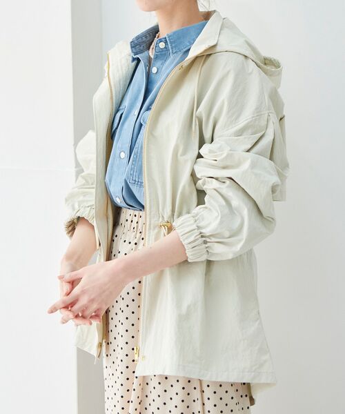 le.coeur blanc（ルクールブラン）の「ドロストオーバーフーデットブルゾン（ブルゾン・レディース・オフホワイト/ライトグリーン/キャメル・38）」の22枚目の写真