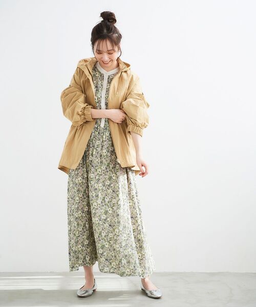 le.coeur blanc（ルクールブラン）の「ドロストオーバーフーデットブルゾン（ブルゾン・レディース・オフホワイト/ライトグリーン/キャメル・38）」の7枚目の写真