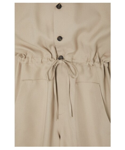 MOUSSY(マウジー)の「OPEN COLLAR ジャンプスーツ(つなぎ/オールインワン・レディース・ライトベージュ/ネイビー・1/2)」の13枚目の写真
