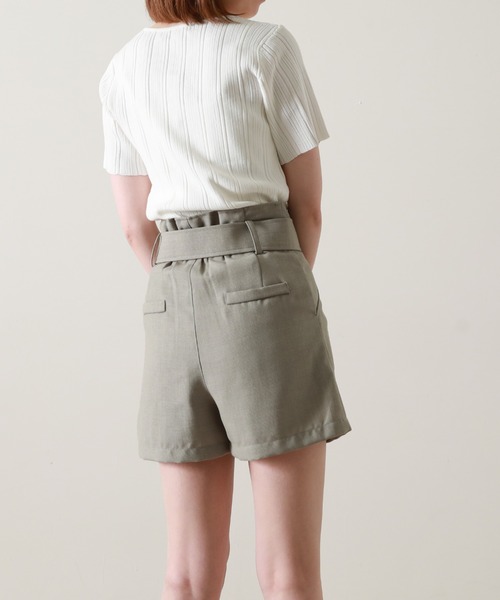 Cheek(チーク)の「【サイズ展開あり】ベルト付きタックショートパンツ(その他パンツ・レディース・ネイビー/カーキ/オレンジ・SMALL/MEDIUM)」の18枚目の写真