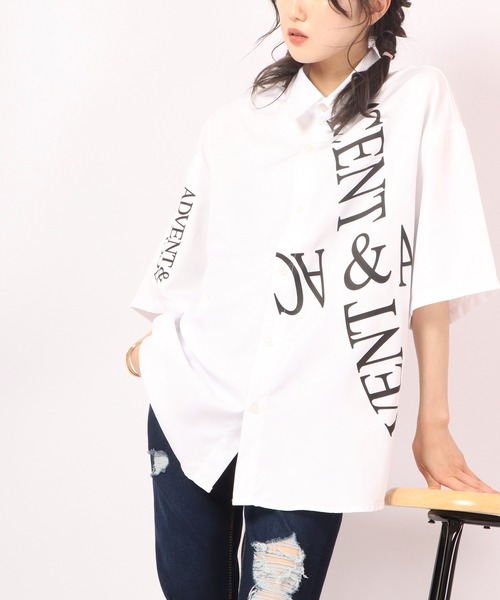 A.T,C in the attic homme（エーティーシーインジアティックオム）の「とろみガールズフォト半袖ルーズシャツ（シャツ/ブラウス・メンズ・ホワイト/ベージュ/ホワイト系その他/ブラック系その他/ブラック・M/L）」の2枚目の写真