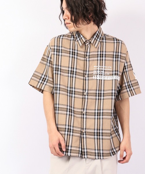A.T,C in the attic homme（エーティーシーインジアティックオム）の「とろみガールズフォト半袖ルーズシャツ（シャツ/ブラウス・メンズ・ホワイト/ベージュ/ホワイト系その他/ブラック系その他/ブラック・M/L）」の11枚目の写真