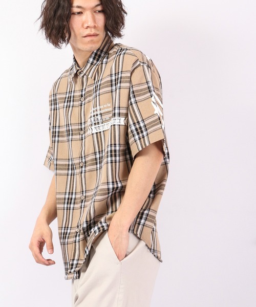 A.T,C in the attic homme（エーティーシーインジアティックオム）の「とろみガールズフォト半袖ルーズシャツ（シャツ/ブラウス・メンズ・ホワイト/ベージュ/ホワイト系その他/ブラック系その他/ブラック・M/L）」の10枚目の写真