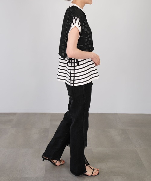 ＡＮＤＪ（アンドジェイ）の「花柄ドビーシフォン2WAYビスチェ（ベスト・レディース・オフホワイト/ブラック・M）」の6枚目の写真