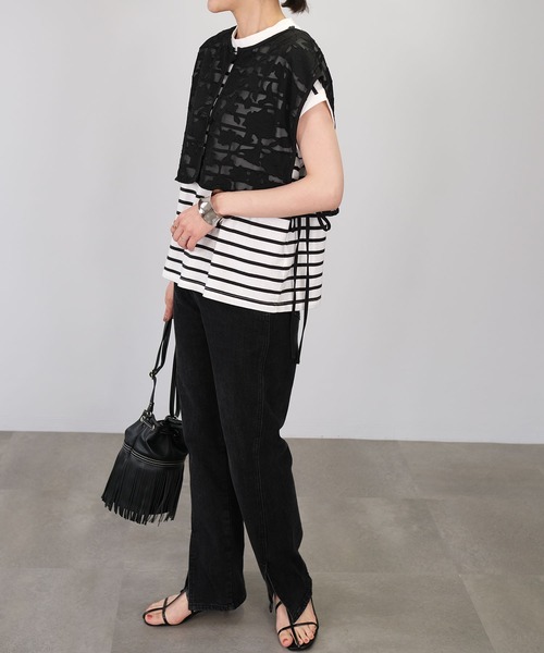 ＡＮＤＪ（アンドジェイ）の「花柄ドビーシフォン2WAYビスチェ（ベスト・レディース・オフホワイト/ブラック・M）」の7枚目の写真