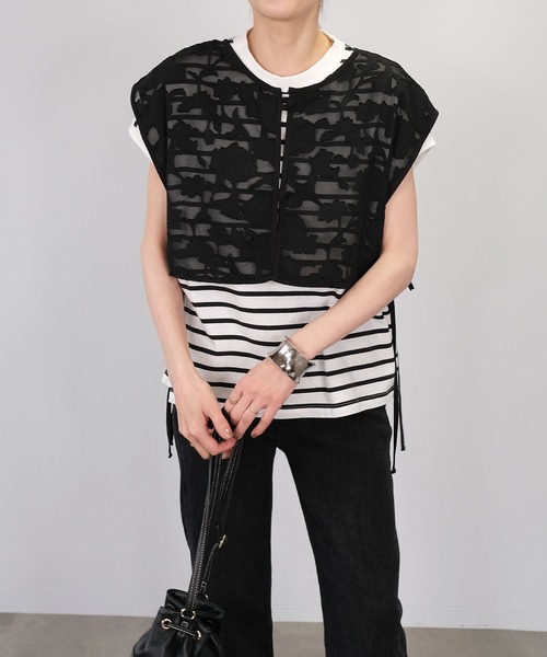 ＡＮＤＪ（アンドジェイ）の「花柄ドビーシフォン2WAYビスチェ（ベスト・レディース・オフホワイト/ブラック・M）」の8枚目の写真