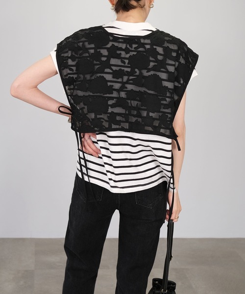 ＡＮＤＪ（アンドジェイ）の「花柄ドビーシフォン2WAYビスチェ（ベスト・レディース・オフホワイト/ブラック・M）」の9枚目の写真