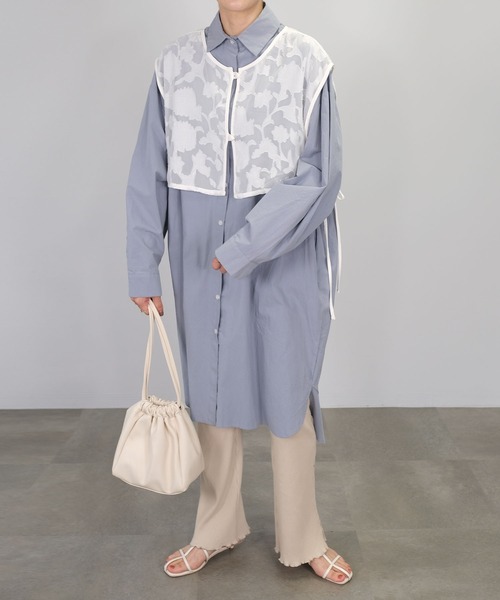 ＡＮＤＪ（アンドジェイ）の「花柄ドビーシフォン2WAYビスチェ（ベスト・レディース・オフホワイト/ブラック・M）」の13枚目の写真