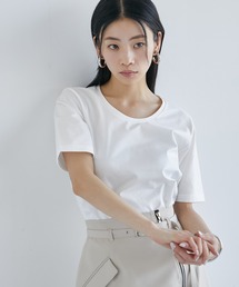 UNITED TOKYO | UネックTシャツ(Tシャツ/カットソー)