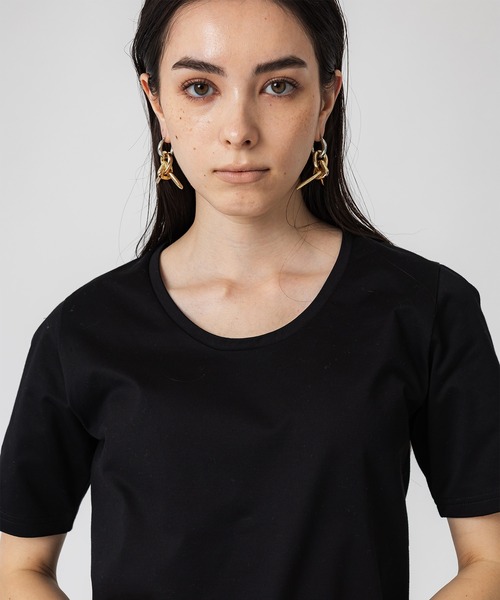 UNITED TOKYO(ユナイテッドトウキョウ)の「UネックTシャツ(Tシャツ/カットソー・レディース・パープル/ブラック/ホワイト・FREE)」の5枚目の写真