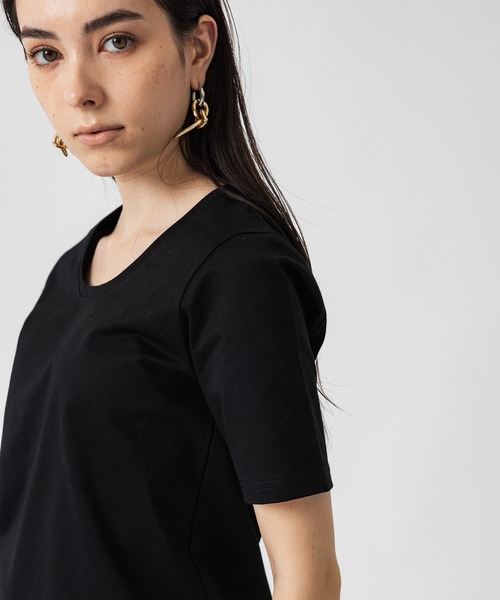 UNITED TOKYO(ユナイテッドトウキョウ)の「UネックTシャツ(Tシャツ/カットソー・レディース・パープル/ブラック/ホワイト・FREE)」の12枚目の写真