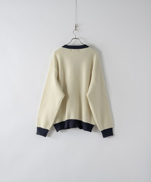 DOOPZ(ドープス)の「オーバーサイズVネックニット(ニット/セーター・メンズ・チャコールグレー/ホワイト・SMALL/MEDIUM/LARGE)」の9枚目の写真