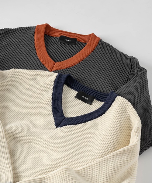 DOOPZ(ドープス)の「オーバーサイズVネックニット(ニット/セーター・メンズ・チャコールグレー/ホワイト・SMALL/MEDIUM/LARGE)」の13枚目の写真