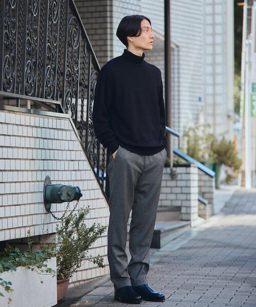 green label relaxing(グリーンレーベルリラクシング)の「ウォッシャブル フラノヘリンボーン ナロー ユーティリティーパンツ -手洗い・ストレッチ-(その他パンツ・メンズ・ネイビー/グレー/ダークグレー/モカ・S/M/L/XL)」の9枚目の写真