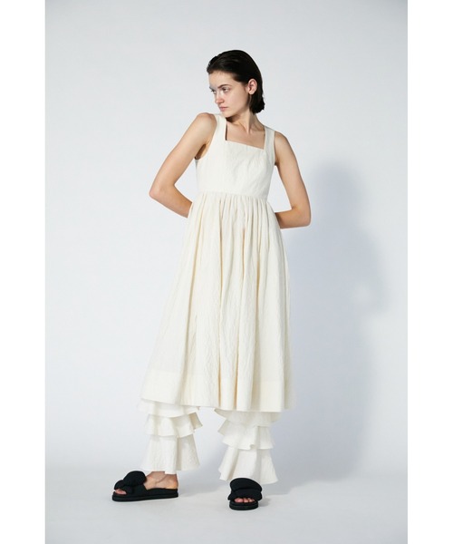 ENFOLD(エンフォルド)の「Crumple Cotton フリルパンツ×ドレス(ワンピース・レディース・アイボリー/ブラック・38/36)」の9枚目の写真