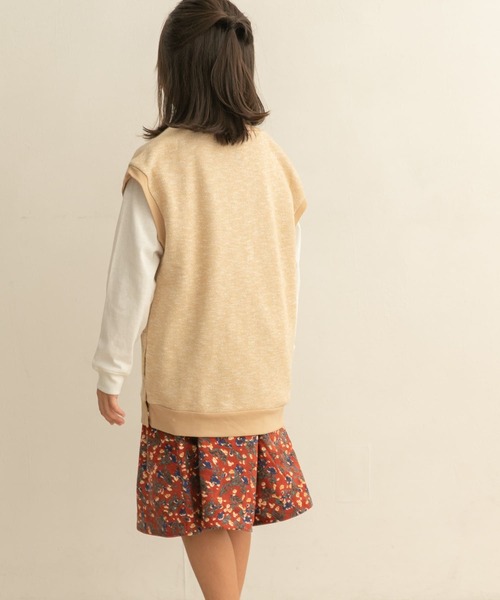 URBAN RESEARCH DOORS(アーバンリサーチドアーズ)の「クルーネックミニ裏毛ベスト(KIDS)(Tシャツ/カットソー・キッズ・ベージュ系その他/グレー系その他・105/120/135)」の3枚目の写真