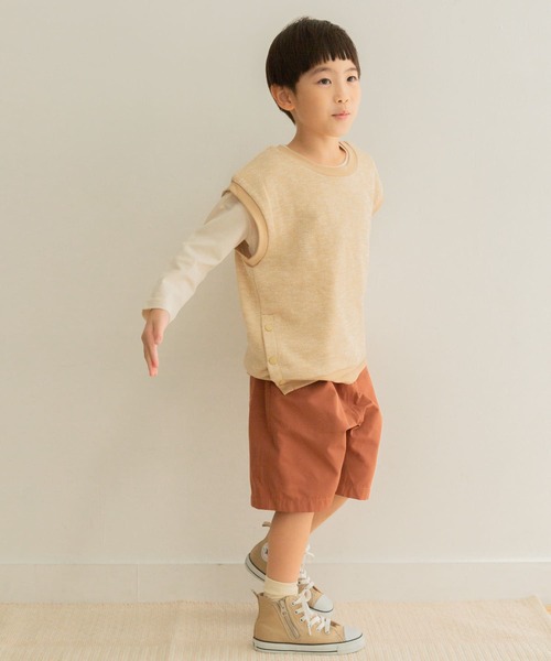 URBAN RESEARCH DOORS(アーバンリサーチドアーズ)の「クルーネックミニ裏毛ベスト(KIDS)(Tシャツ/カットソー・キッズ・ベージュ系その他/グレー系その他・105/120/135)」の15枚目の写真