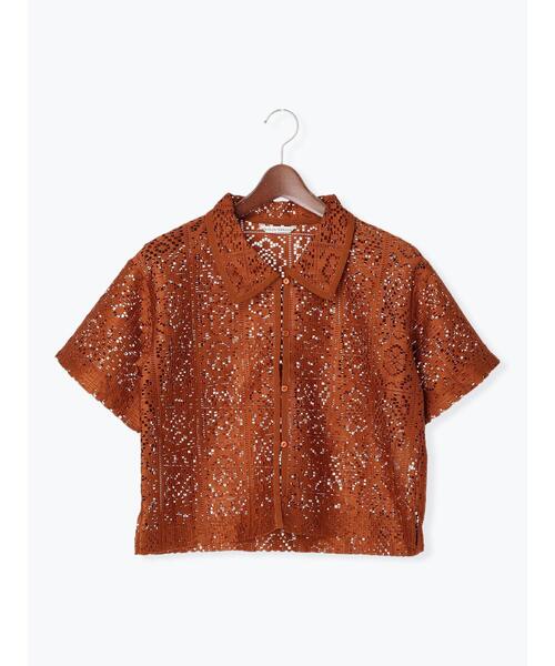 Te chichi TERRASSE（テチチテラス）の「クロシェ柄レースシャツ