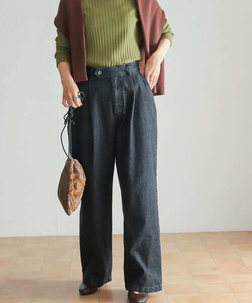 URBAN RESEARCH DOORS(アーバンリサーチドアーズ)の「『セットアップ対応』 フロントタックストレートデニム(デニムパンツ・レディース・ブラック/ブルー・SMALL/MEDIUM)」の8枚目の写真