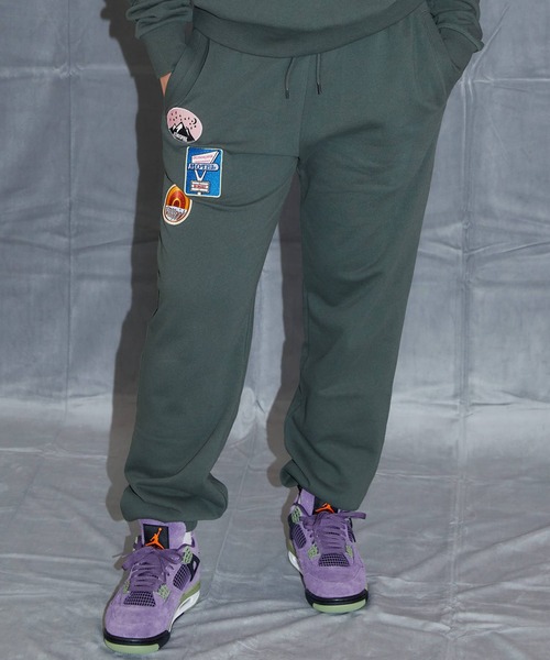 atmos pink（アトモスピンク）の「atmos pink ワッペンスウェットパンツ / アトモスピンク ワッペンスウェットパンツ（その他パンツ・レディース・ネイビー/グレー/カーキ・M/L）」の2枚目の写真
