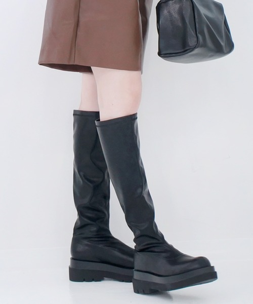 AmiAmi（アミアミ）の「トラックソールストレッチロングブーツ（ブーツ・レディース・ブラック/ブラック系その他・LL/S/M/L）」の5枚目の写真