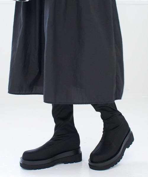 AmiAmi（アミアミ）の「トラックソールストレッチロングブーツ（ブーツ・レディース・ブラック/ブラック系その他・LL/S/M/L）」の9枚目の写真