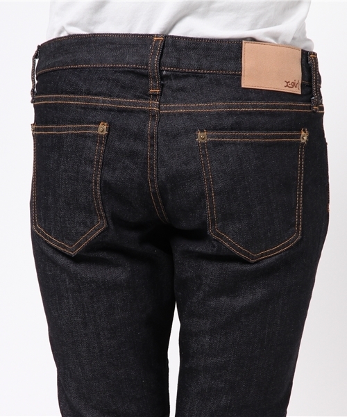 X-girl（エックスガール）の「【mini掲載 / 有村架純さん着用】STANDARD JEAN BROOKLYN（デニムパンツ・レディース・ホワイト/ブラック/インディゴブルー・2/0/1）」の14枚目の写真