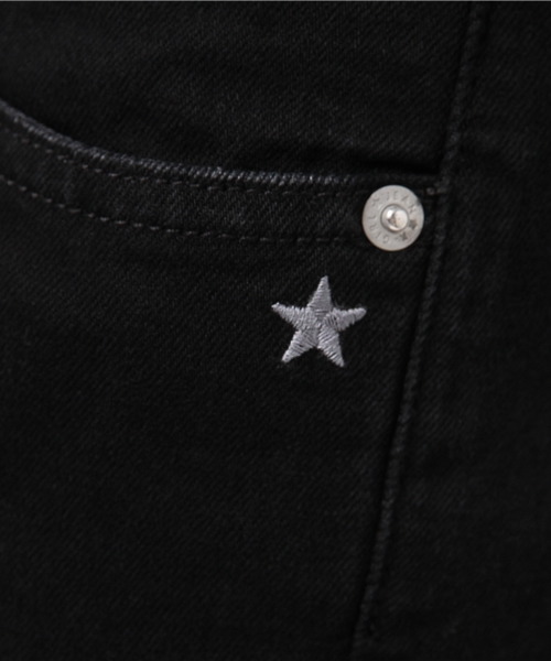 X-girl（エックスガール）の「【mini掲載 / 有村架純さん着用】STANDARD JEAN BROOKLYN（デニムパンツ・レディース・ホワイト/ブラック/インディゴブルー・2/0/1）」の12枚目の写真