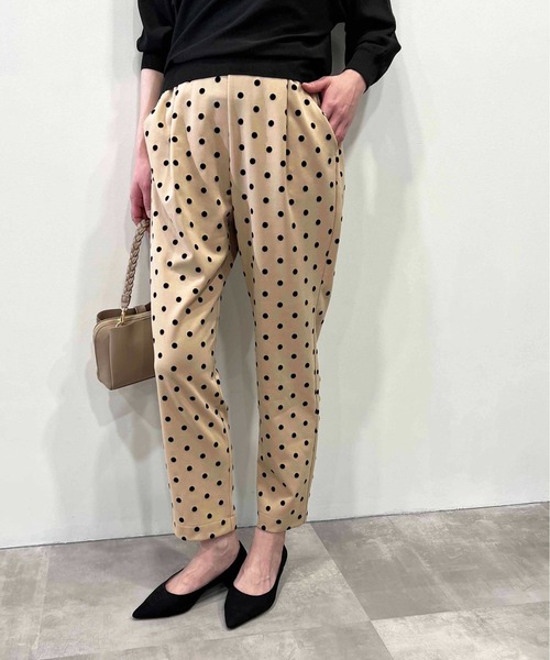 PICCIN PERLA(ピッチンペルラ)の「【セットアップ可能】フロッキードットストレッチパンツ(その他パンツ・レディース・ネイビー/ブラック/ベージュ・S/M)」の3枚目の写真
