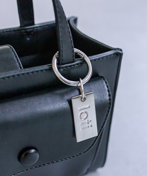loti（ロティ）の「loti ポケットミニスクエアBAG（ショルダーバッグ・レディース・ホワイト系その他/ブラック/ブラック系その他・FREE）」の22枚目の写真