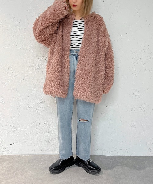 apres jour mignon(アプレジュールミニョン)の「フェイクファーコート【ZOZOTOWN限定アイテム】(その他アウター・レディース・グレー/ピンク/アイボリー/ブラック・フリー/X-LARGE)」の22枚目の写真