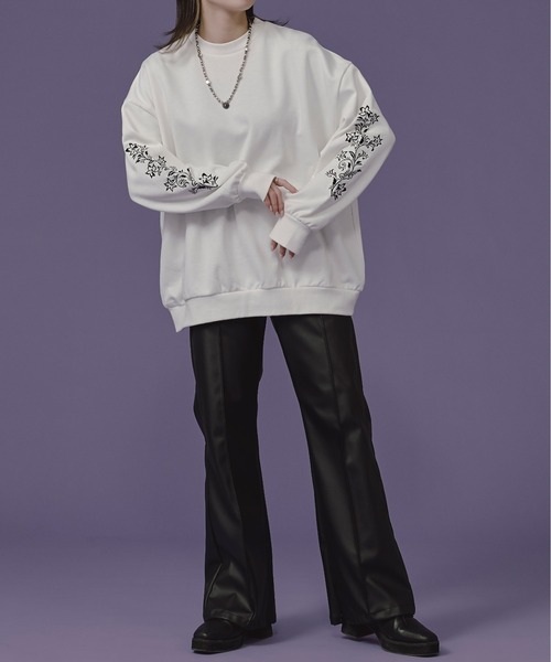 Ellno Loset(エルノロゼット)の「フラワー刺繍オーバースウェット(スウェット・メンズ・ブラック/オフホワイト・LARGE/MEDIUM)」の10枚目の写真