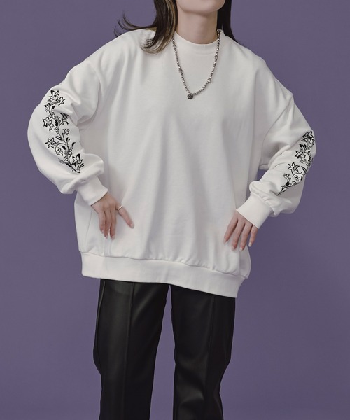 Ellno Loset(エルノロゼット)の「フラワー刺繍オーバースウェット(スウェット・メンズ・ブラック/オフホワイト・LARGE/MEDIUM)」の9枚目の写真