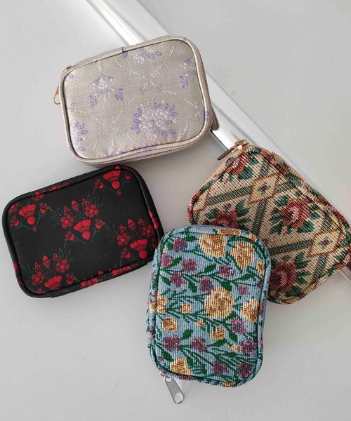 Casselini(キャセリーニ)の「Casselini(キャセリーニ)アクセサリーポーチ(ポーチ・レディース・ブラック/イエロー/ブルー/ラベンダー/ミント/パープル/アイボリー/グリーン/ライトグレー/ライム/サックスブルー・FREE)」の10枚目の写真