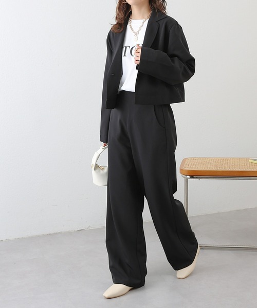 COLONY 2139(コロニートゥーワンスリーナイン)の「WEB限定/一部店舗限定 ストレッチジョーゼットワイドパンツ&ショートジャケットセットアップ(セットアップ・レディース・アイボリー/ブラック/チャコールグレー/ブラウン・FREE)」の3枚目の写真