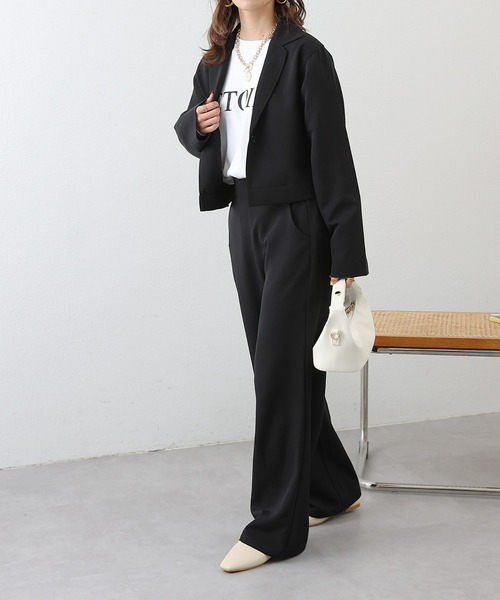 COLONY 2139(コロニートゥーワンスリーナイン)の「WEB限定/一部店舗限定 ストレッチジョーゼットワイドパンツ&ショートジャケットセットアップ(セットアップ・レディース・アイボリー/ブラック/チャコールグレー/ブラウン・FREE)」の6枚目の写真