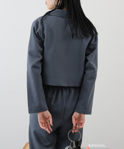 COLONY 2139(コロニートゥーワンスリーナイン)の「WEB限定/一部店舗限定 ストレッチジョーゼットワイドパンツ&ショートジャケットセットアップ(セットアップ・レディース・アイボリー/ブラック/チャコールグレー/ブラウン・FREE)」の20枚目の写真