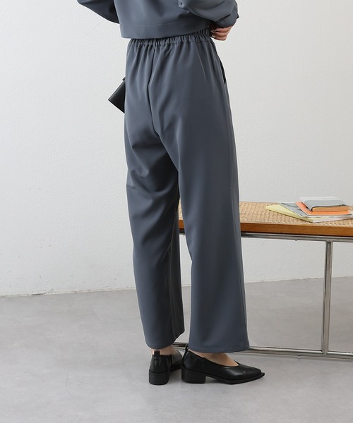 COLONY 2139(コロニートゥーワンスリーナイン)の「WEB限定/一部店舗限定 ストレッチジョーゼットワイドパンツ&ショートジャケットセットアップ(セットアップ・レディース・アイボリー/ブラック/チャコールグレー/ブラウン・FREE)」の22枚目の写真