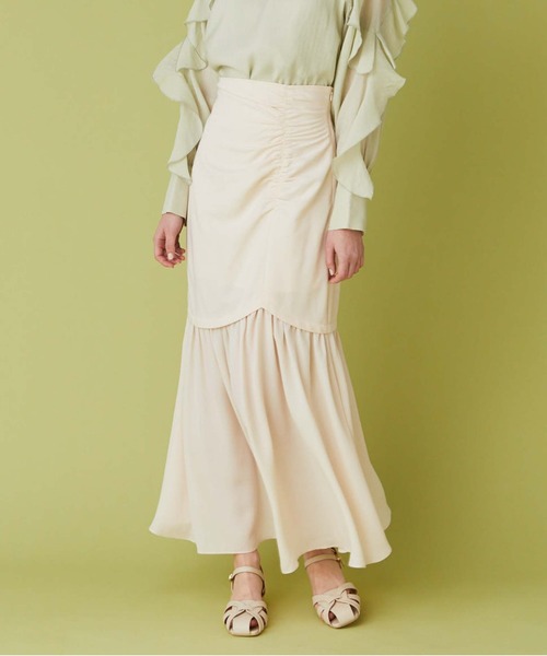 archives(アルシーヴ)の「ドッキングヘムアシメギャザースカート(スカート・レディース・モカ/アイボリー/ブラック・MEDIUM)」の2枚目の写真