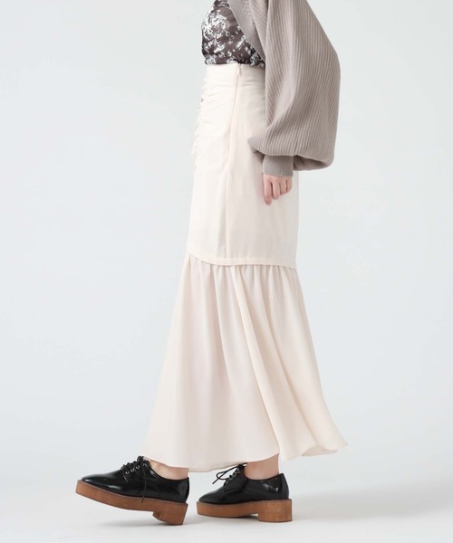 archives(アルシーヴ)の「ドッキングヘムアシメギャザースカート(スカート・レディース・モカ/アイボリー/ブラック・MEDIUM)」の6枚目の写真