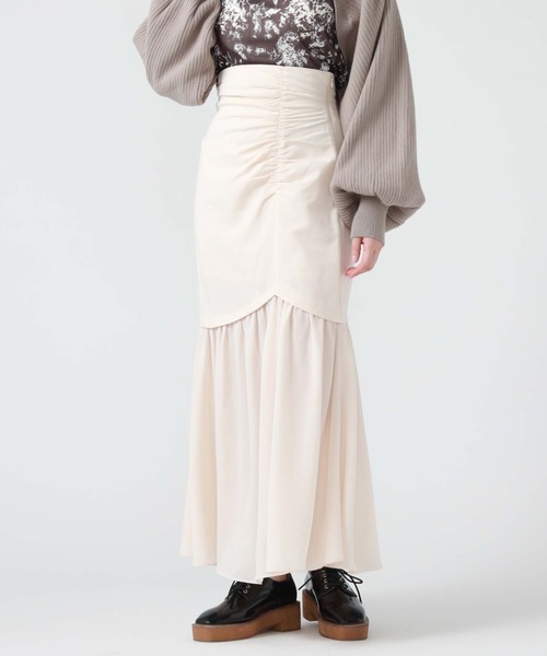 archives(アルシーヴ)の「ドッキングヘムアシメギャザースカート(スカート・レディース・モカ/アイボリー/ブラック・MEDIUM)」の5枚目の写真