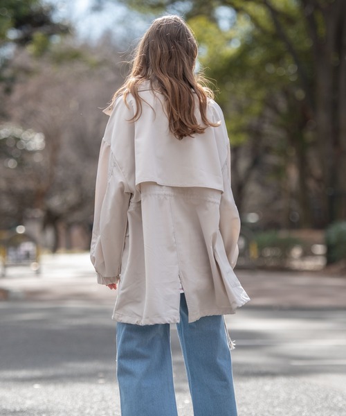 OUTDOOR PRODUCTS APPAREL(アウトドアプロダクツアパレル)の「スタンドカラー ボリューム マウンテンパーカー ミリタリージャケット(ミリタリージャケット・レディース・ブラック/カーキ/アイボリー・MEDIUM)」の13枚目の写真