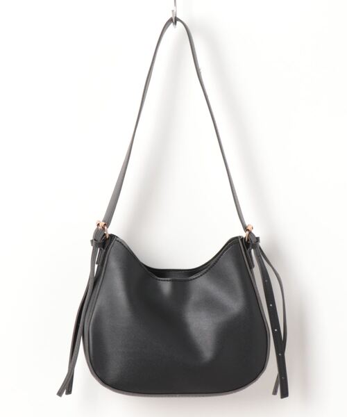 cuorequal（クオレコール）の「2way ハーフムーンバッグ（ショルダーバッグ・レディース・アイボリー/ベージュ/ブラック・FREE）」の20枚目の写真