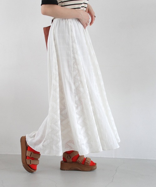 Crisp(クリスプ)の「レースパッチワークスカート(スカート・レディース・ホワイト/ブラック・FREE)」の4枚目の写真