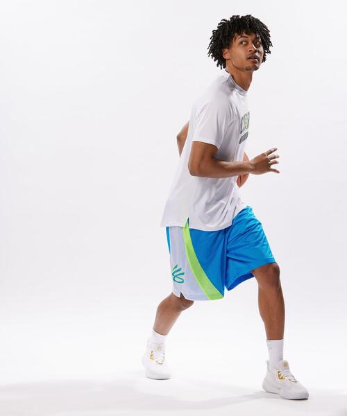 UNDER ARMOUR(アンダーアーマー)の「カリー テック ショートスリーブTシャツ 〈カリースポーツ〉(バスケットボール/メンズ)(Tシャツ/カットソー・メンズ・ホワイト・L/S/XL/M/XXL/3XL)」の2枚目の写真