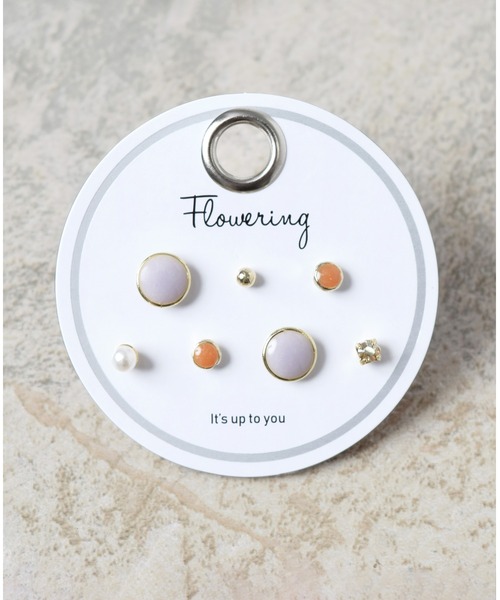 Flowering(フラワーリング)の「ミックスデザイン/セットピアス(ピアス(両耳用)・レディース・ブルー/ゴールド/ブラウン/ピンクゴールド/ベージュ/パープル/グリーン/ホワイト/ゴールド系その他/シルバー系その他/ブルー系その他/シルバー/ゴールド系その他2/ゴールド系その他3/ゴールド系その他4/ホワイト系その他/ゴールド系その他7/ゴールド系その他5/シルバー系その他2/シルバー系その他3/レッド/ゴールド系その他6/ブルー系その他2/ゴールド系/ピンク/ゴールド系2/ベージュ系その他/グリーン系その他/グレー/ゴールド系1・FREE)」の12枚目の写真