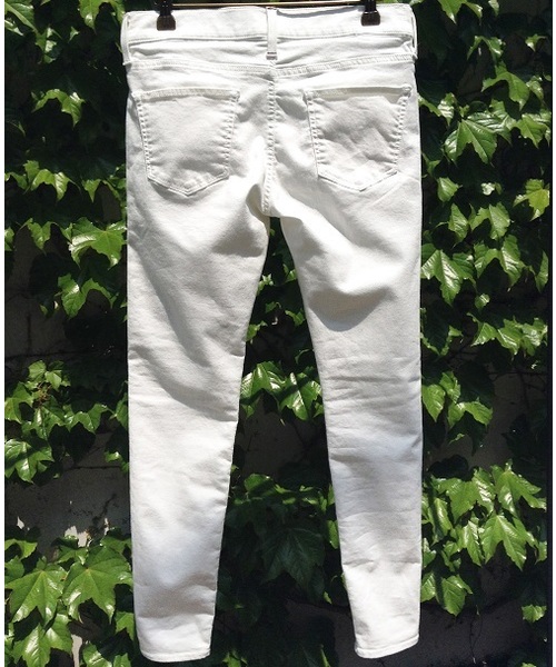 TODAYFUL（トゥデイフル）の「Mason'sデニム（デニムパンツ・レディース・ブラック/オフホワイト・26inch/24inch/25inch/23inch）」の5枚目の写真